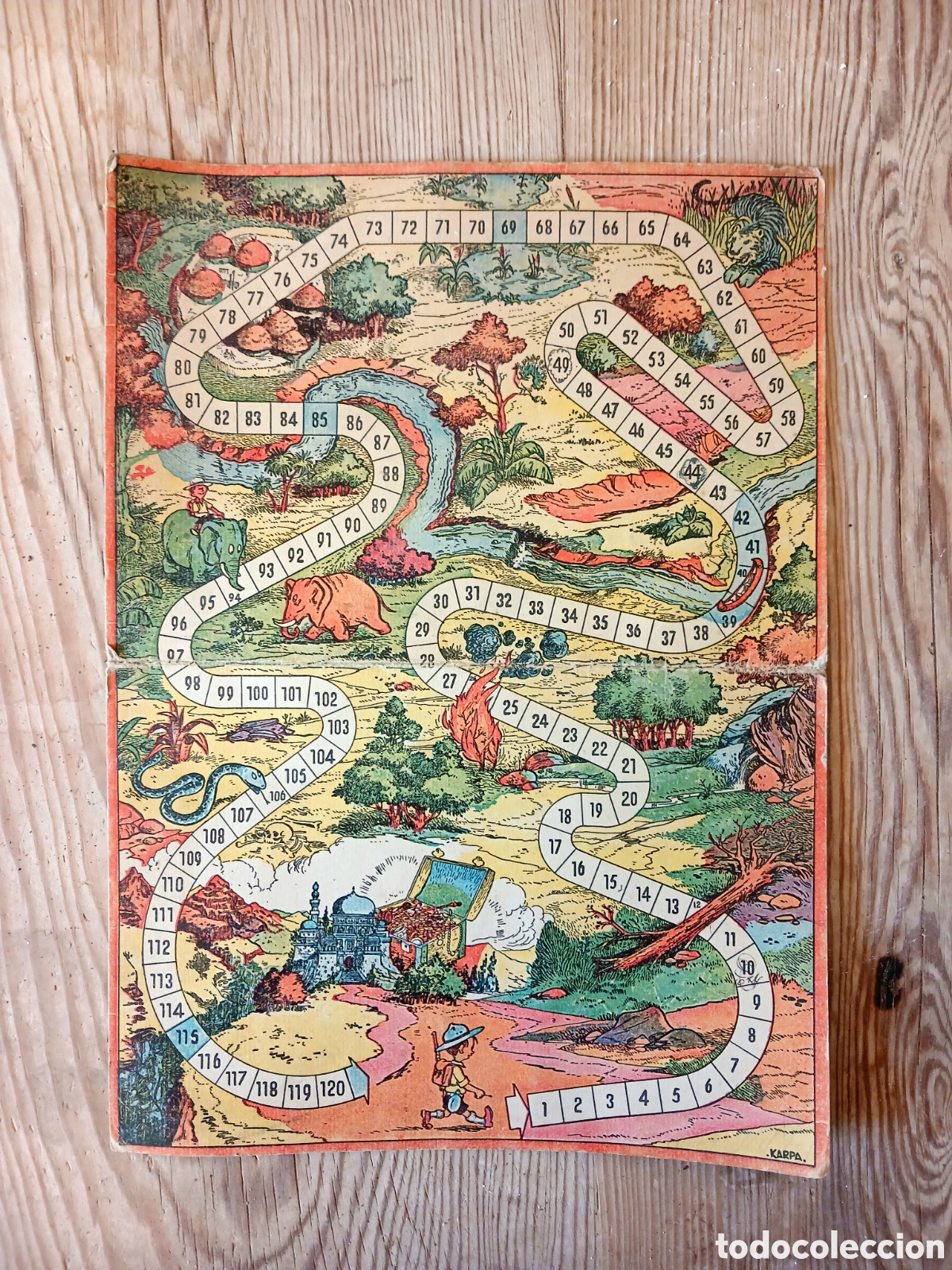 Juegos de mesa: Antiguo tablero de juego de mesa de cart&oacute;n