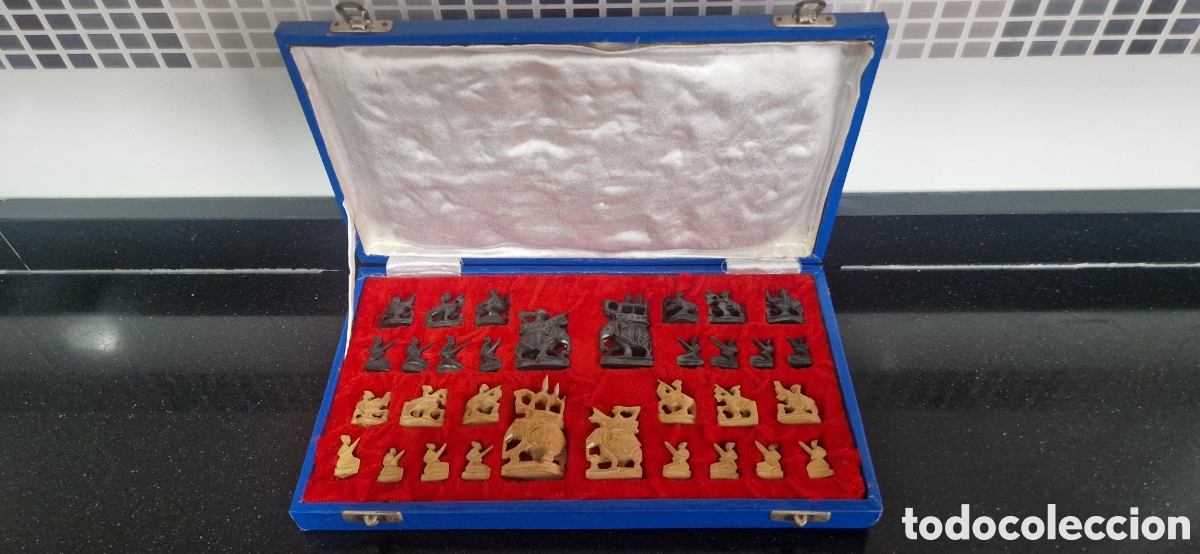 Juegos de mesa: Piezas de ajedrez asi&aacute;ticas