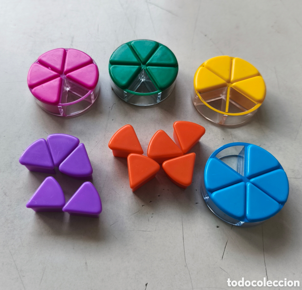 Juegos de mesa: TRIVIAL PURSUIT- Accesorios - fichas quesitos - despiece