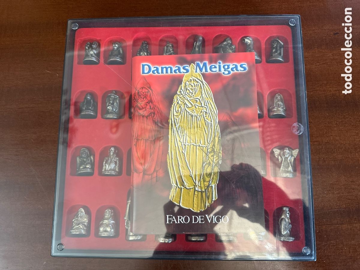 Juegos de mesa: AJEDREZ DE METAL MEIGAS ( BRUJAS ) FARO DE VIGO