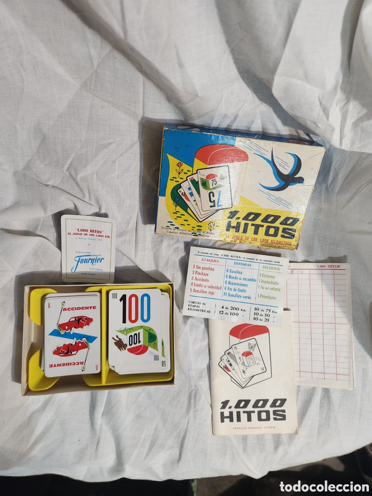 Jogos de mesa: ANTIGUO JUEGO 1000 HITOS HERACLIO FOURNIER. A&Ntilde;O 1964. COMPLETO