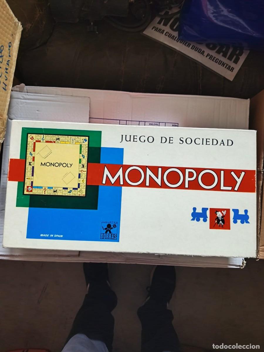 Juegos de mesa: Juego de mesa cl&aacute;sico Monopoly. Borr&aacute;s, datado entre 1970