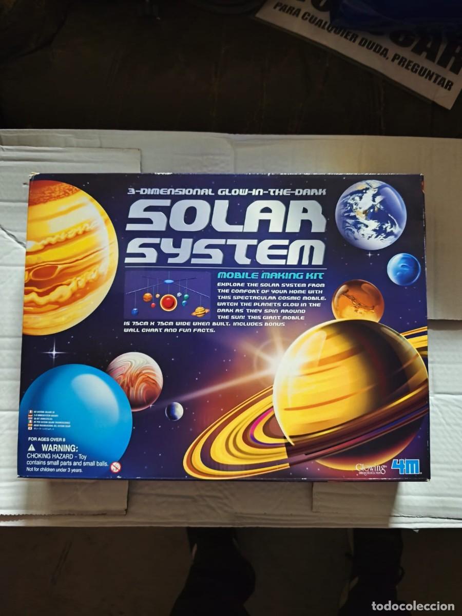 Juegos de mesa: Juego educativo para construir un m&oacute;vil del sistema solar. 2014
