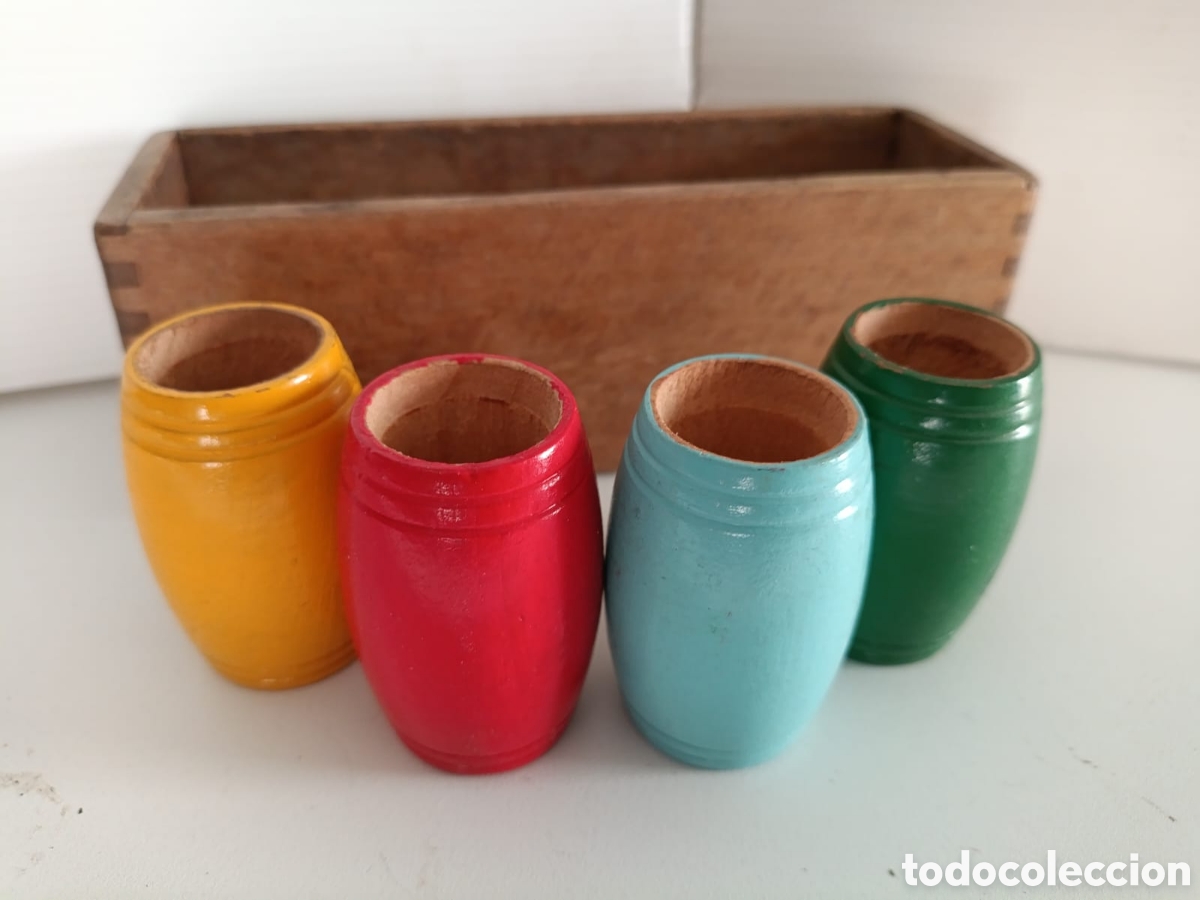 Juegos de mesa: 4 cubiletes de madera - Foto 2