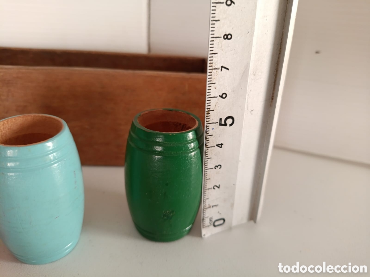 Juegos de mesa: 4 cubiletes de madera - Foto 3