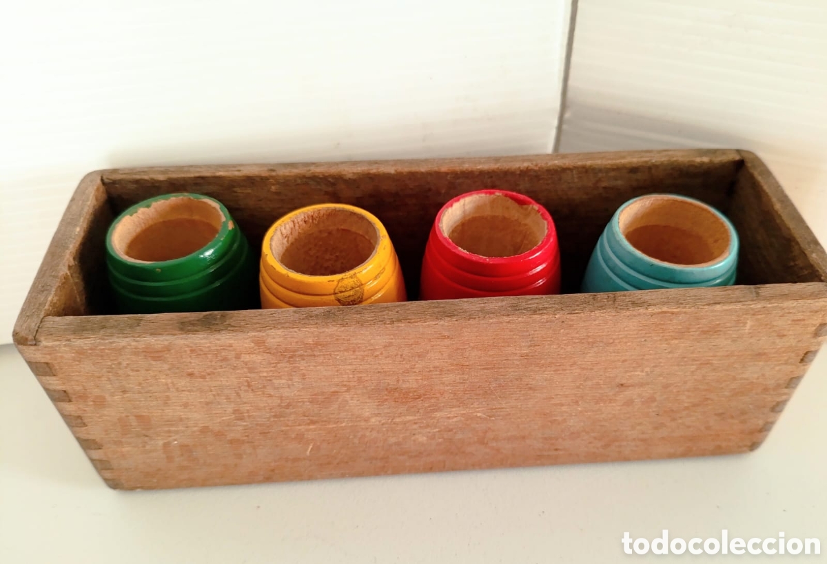 Juegos de mesa: 4 cubiletes de madera - Foto 5
