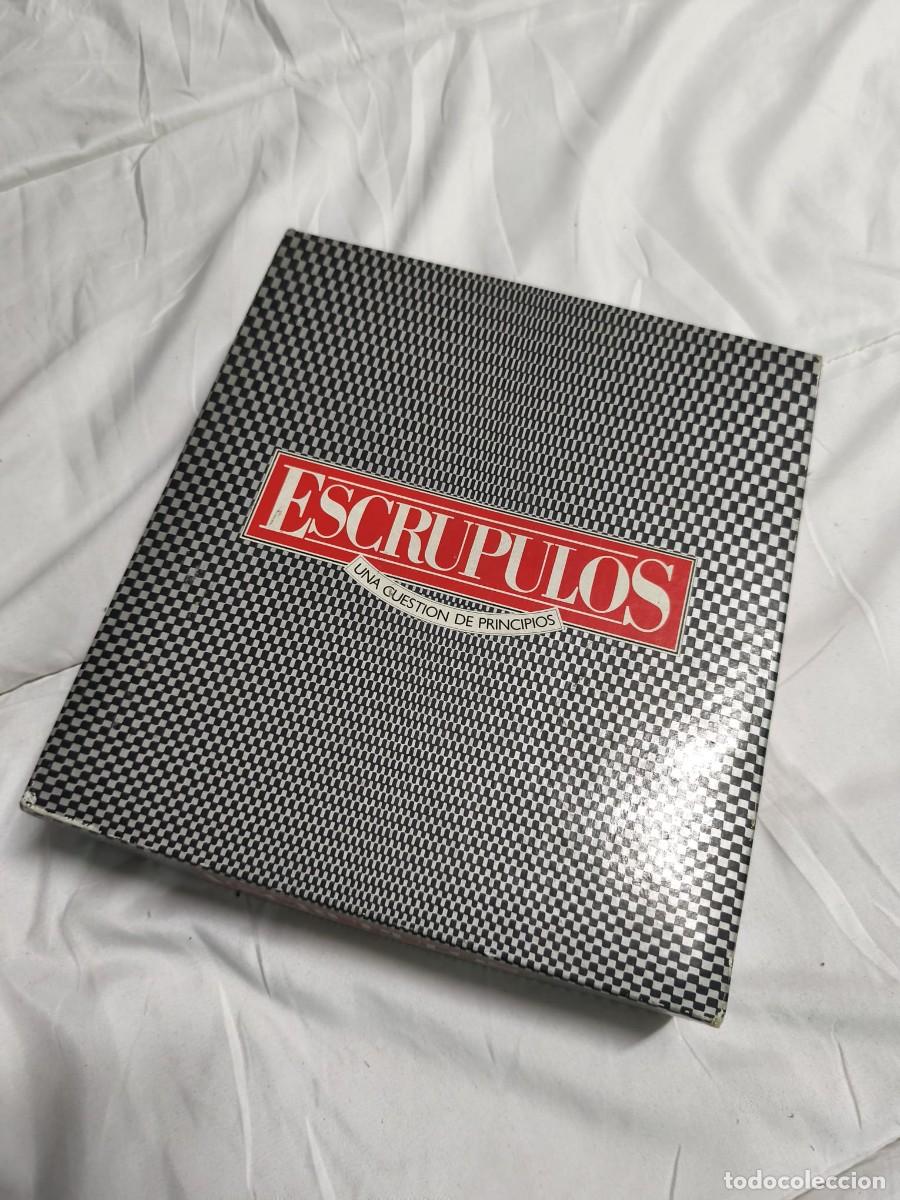 Juegos de mesa: Escr&uacute;pulos : Una cuesti&oacute;n de principios. Primera edici&oacute;n 1986 . Vintage original MB Juegos.