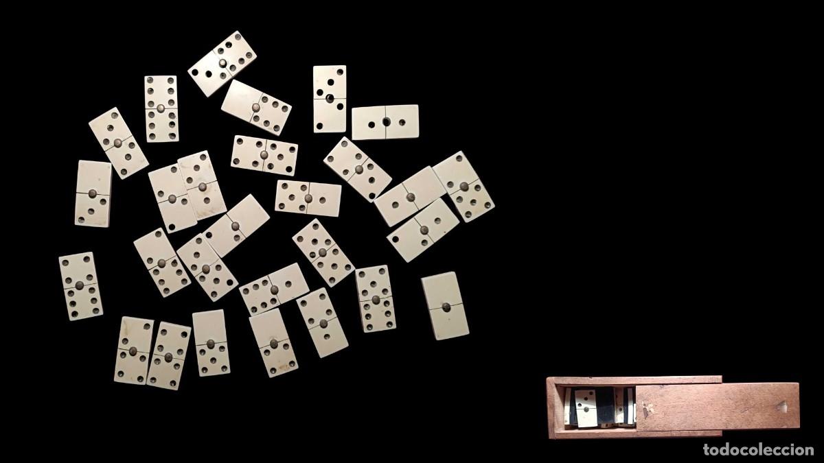 Jeux de table: DOMIN&Oacute; VINTAGE EN CAJA DE MADERA - FICHAS DE HUESO O RESINA CON PUNTOS MET&Aacute;LICOS - A&Ntilde;OS 50/70