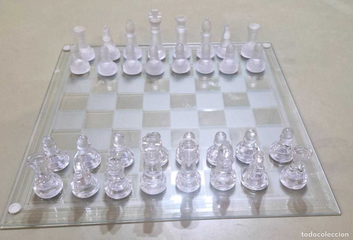 Juegos de mesa: AJEDREZ Y FIGURAS DE CRISTAL MEDIDAS 35 X 35cm TECXX 501