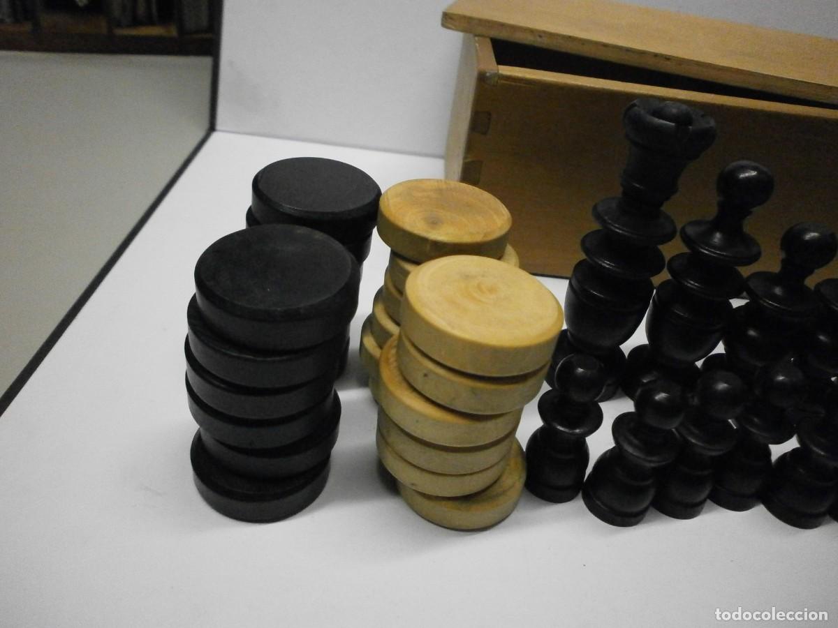 Juegos de mesa: ajedrez y damas de madera con su caja buen estado - Foto 4