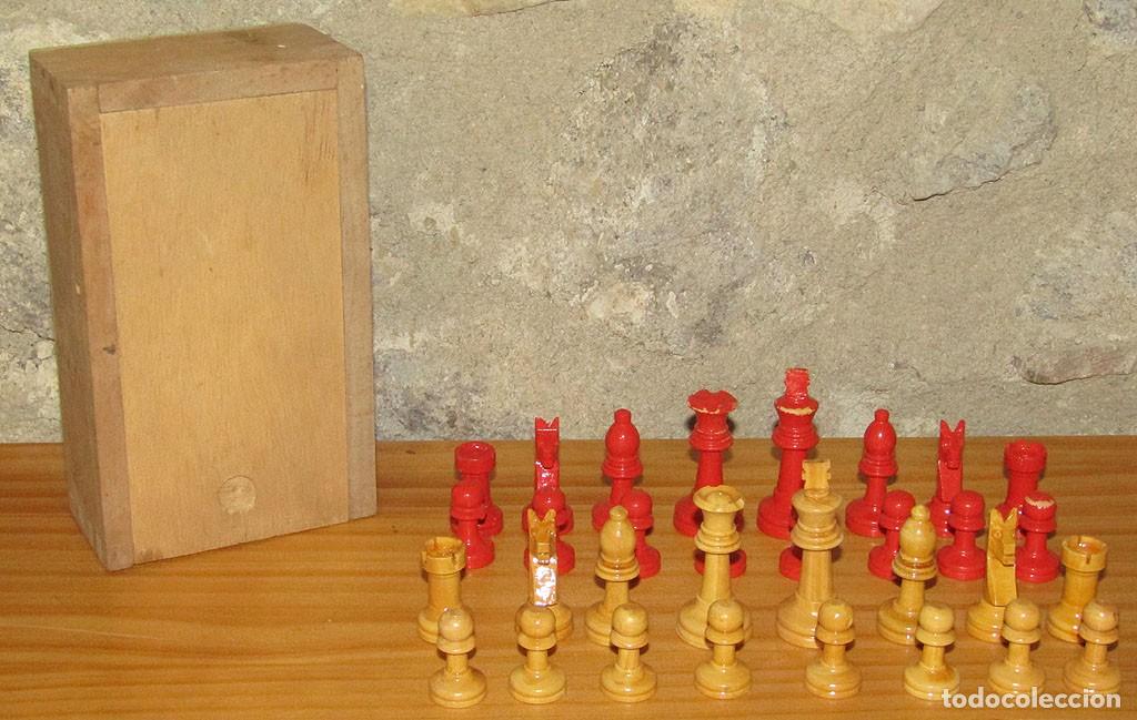 Juegos de mesa: ANTIGUAS PIEZAS DEL AJEDREZ - MADERA - EN SU CAJA ORIGINAL