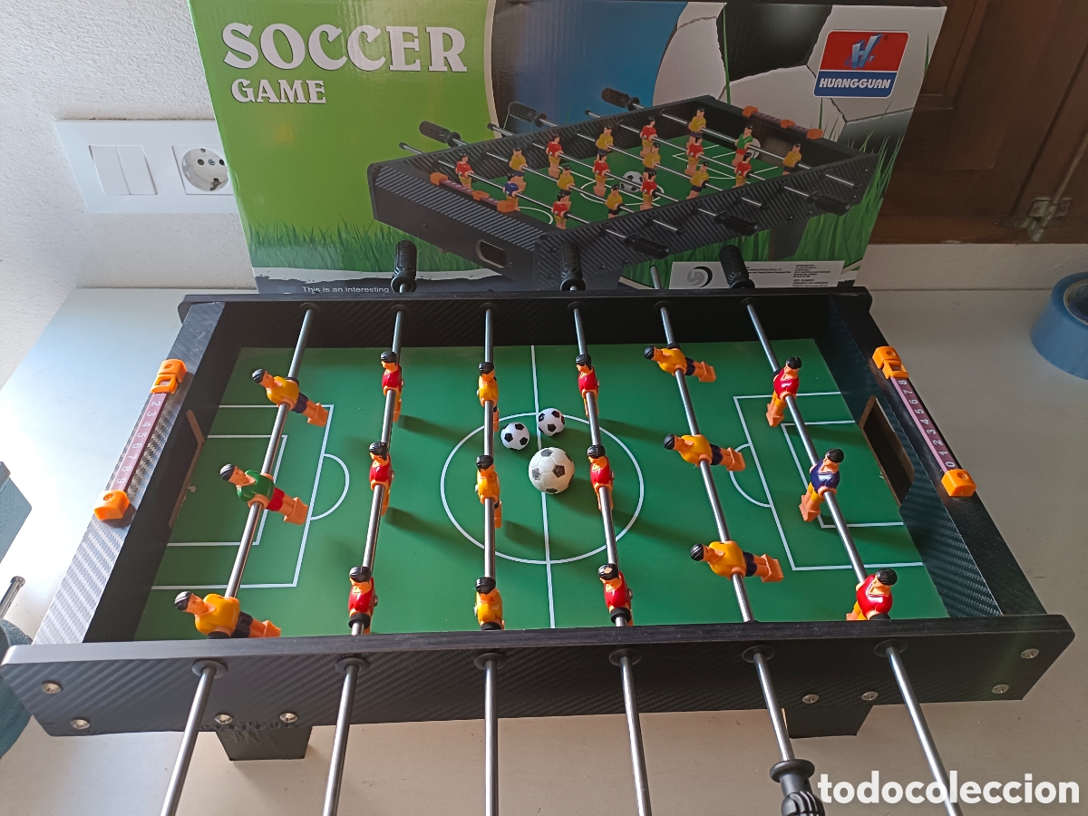 Juegos de mesa: Futbolin de madera con poco uso