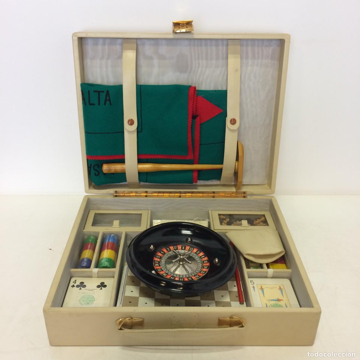 Juegos de mesa: Antiguo Maletin Juegos de Mesa / Casino - CYB - Poker, Ajedrez, Cartas, Domino, etc