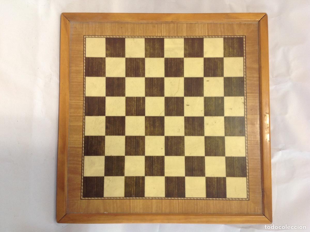 Juegos de mesa: Tablero de ajedrez de madera. A&ntilde;os 80
