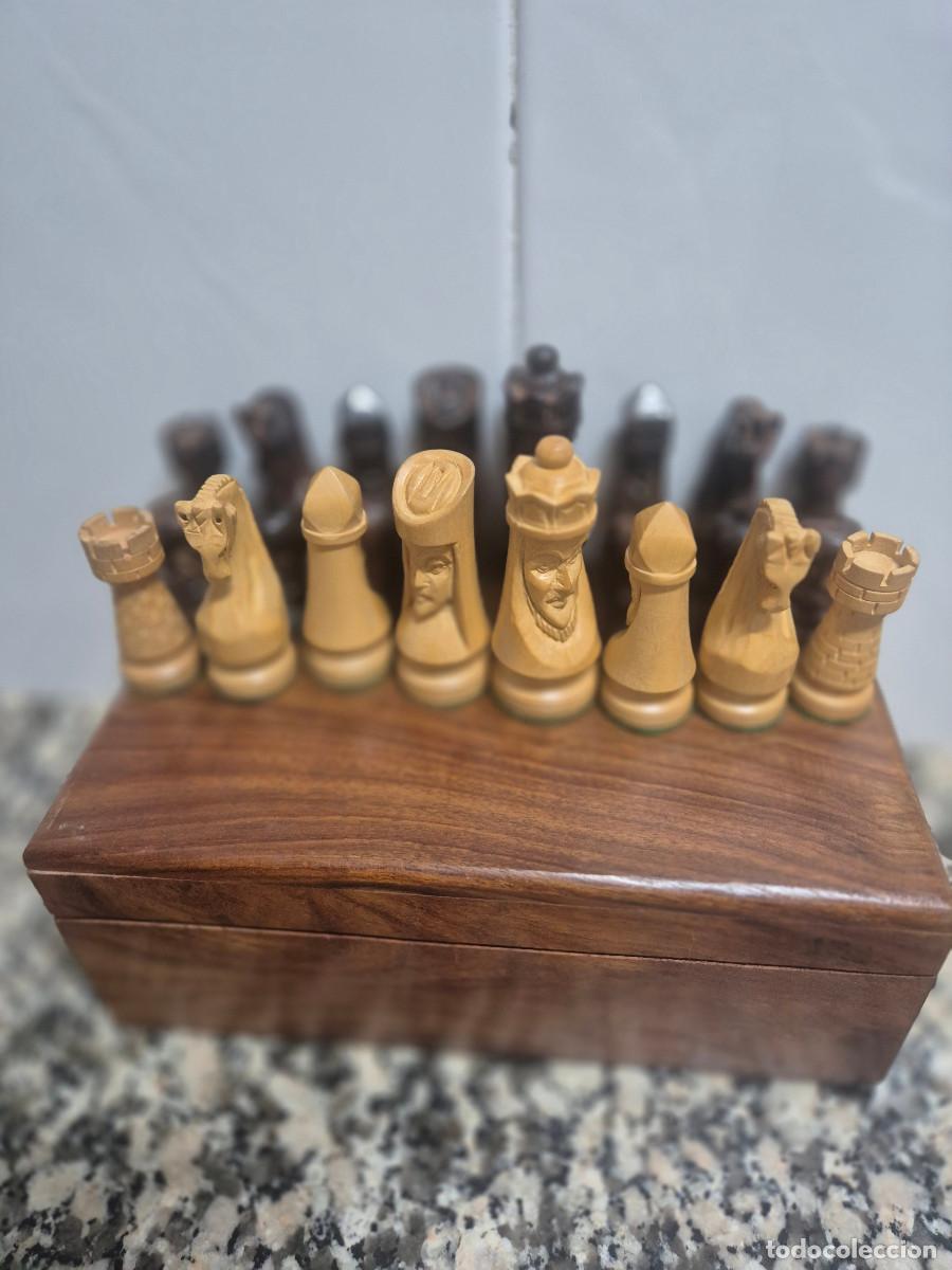 Juegos de mesa: JUEGO DE AJEDREZ DE MADERA CON CAJA. - Foto 3