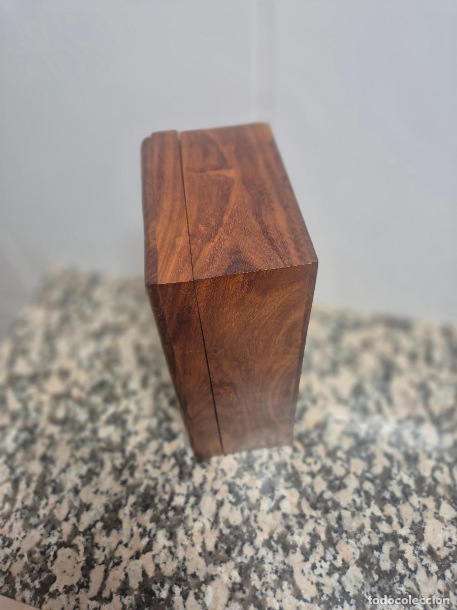 Juegos de mesa: JUEGO DE AJEDREZ DE MADERA CON CAJA. - Foto 8