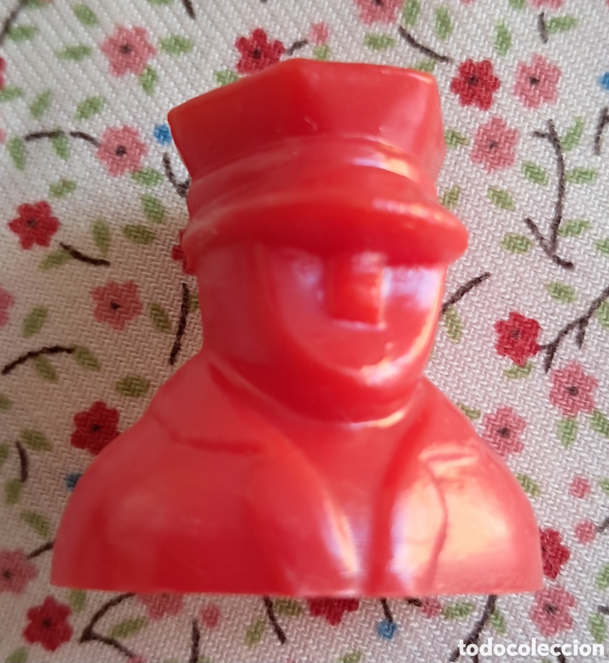 Juegos de mesa: Distrito 21 de CEFA. Ficha roja mat&oacute;n
