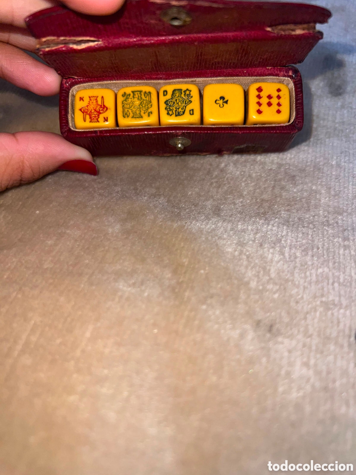 Juegos de mesa: ANTIGUO JUEGO DE DADOS PARA POKER