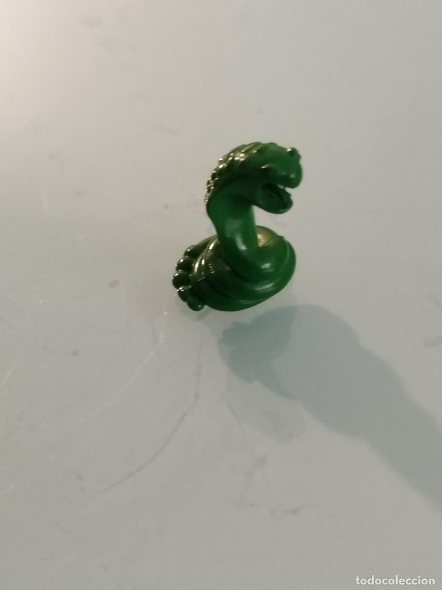 Juegos de mesa: t&oacute;tem de la serpiente cobra del cl&aacute;sico juego de mesa El Imperio Cobra. De Cefa.