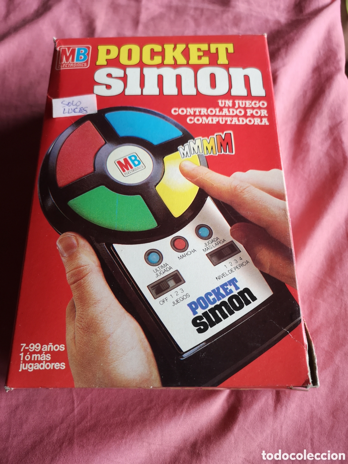 Juegos de mesa: POCKET SIMON. S&Oacute;LO LUCES. SIN SONIDOS. CAJA ABIERTA. SIN USAR. 1983 MB Espa&ntilde;a.