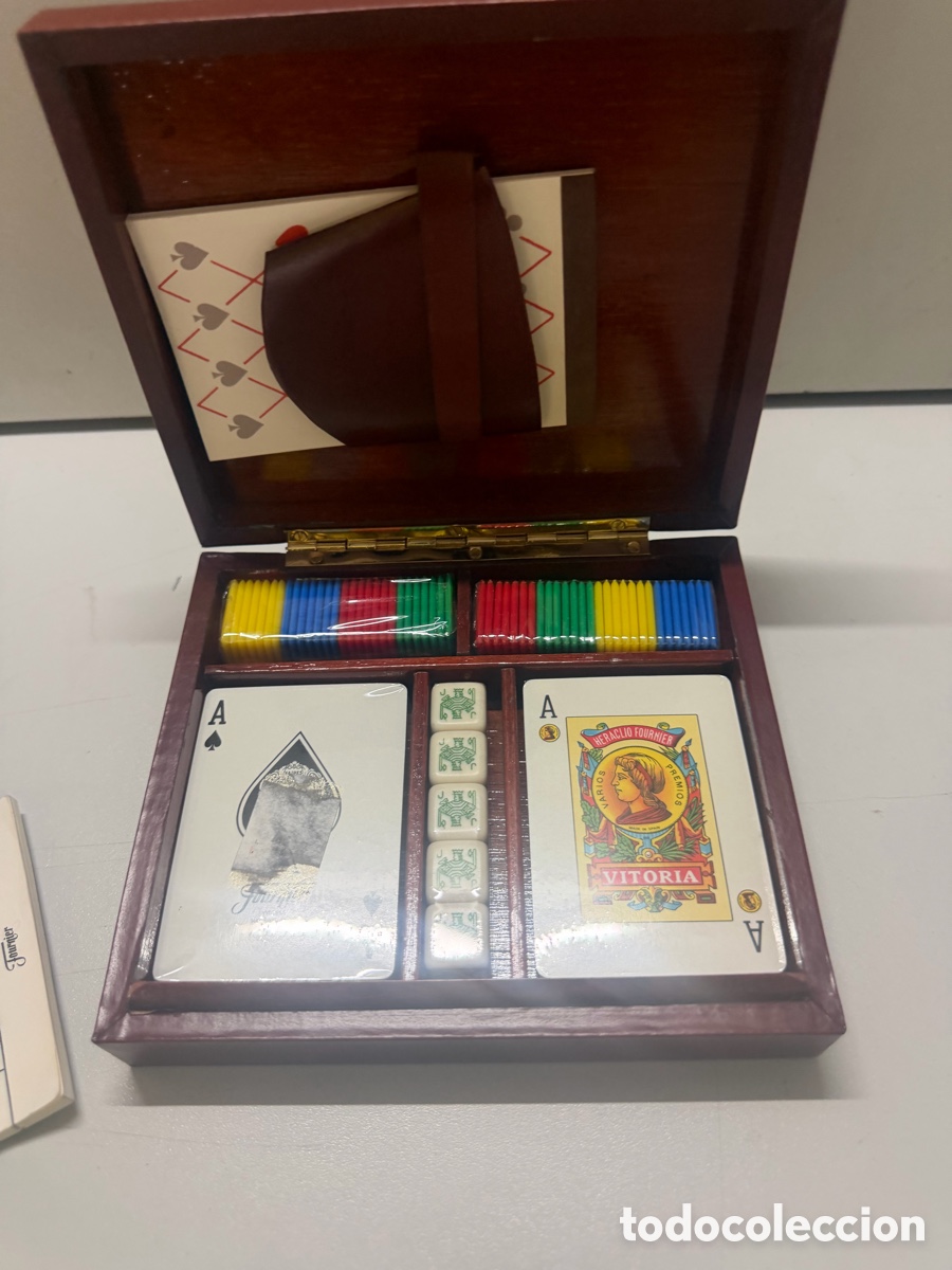 Juegos de mesa: estuche de juegos cl&aacute;sico de madera de Heraclio Fournier (Vitoria)