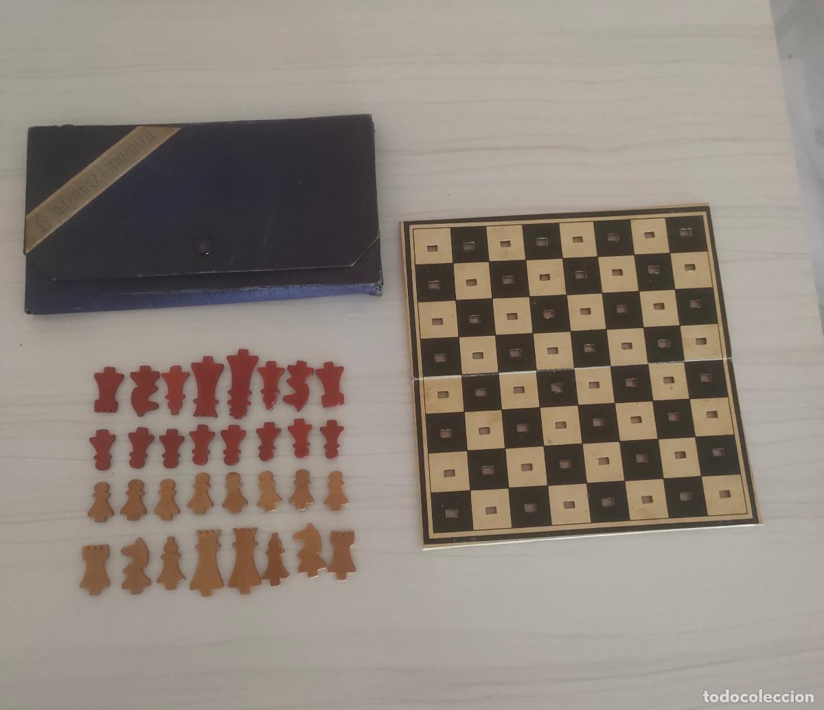 Juegos de mesa: Antiguo ajedrez de bolsillo a&ntilde;os 30