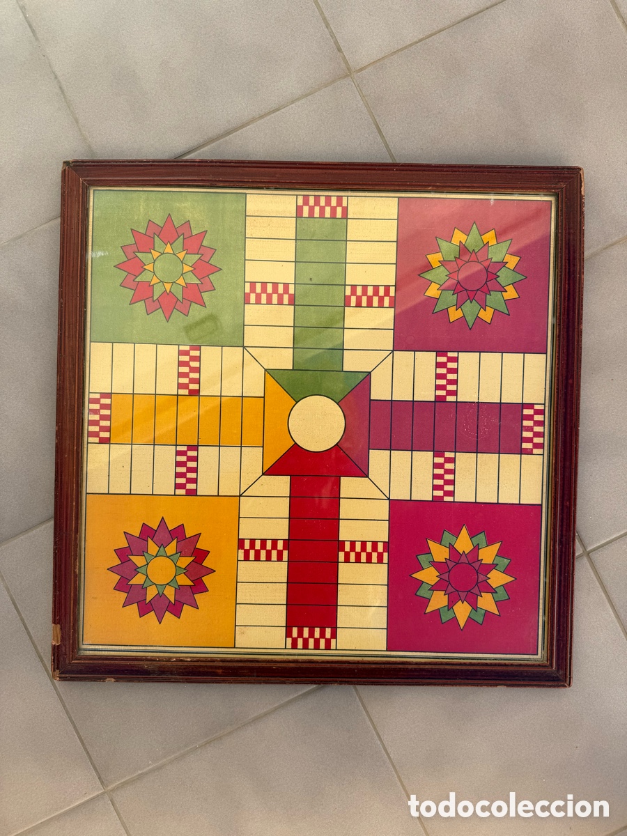 Juegos de mesa: Antiguo parch&iacute;s de madera 48 x 48 cm &ndash; gran formato &ndash; rara versi&oacute;n con dos rojos