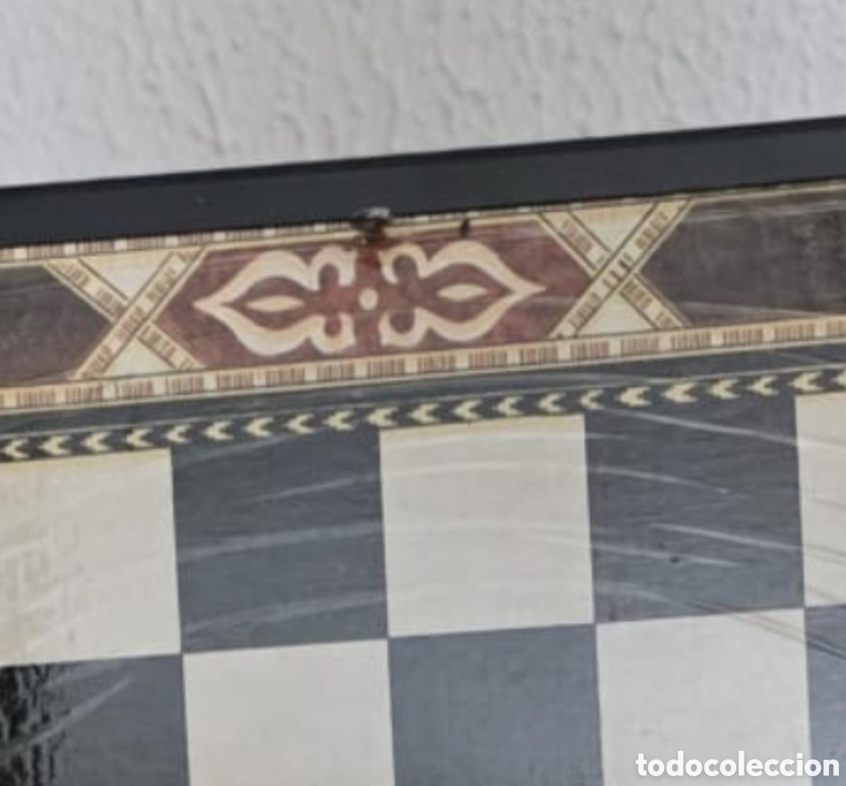Juegos de mesa: Tablero Reversible de Ajedrez y Parch&iacute;s (Madera/Taracea) - Foto 3