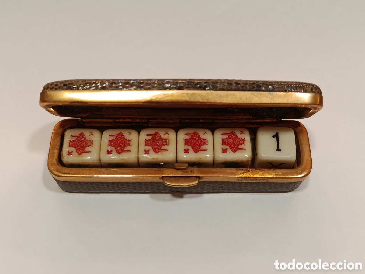 Juegos de mesa: Antiguo estuche dados de poker. Estuche de viaje. Piel de serpiente.