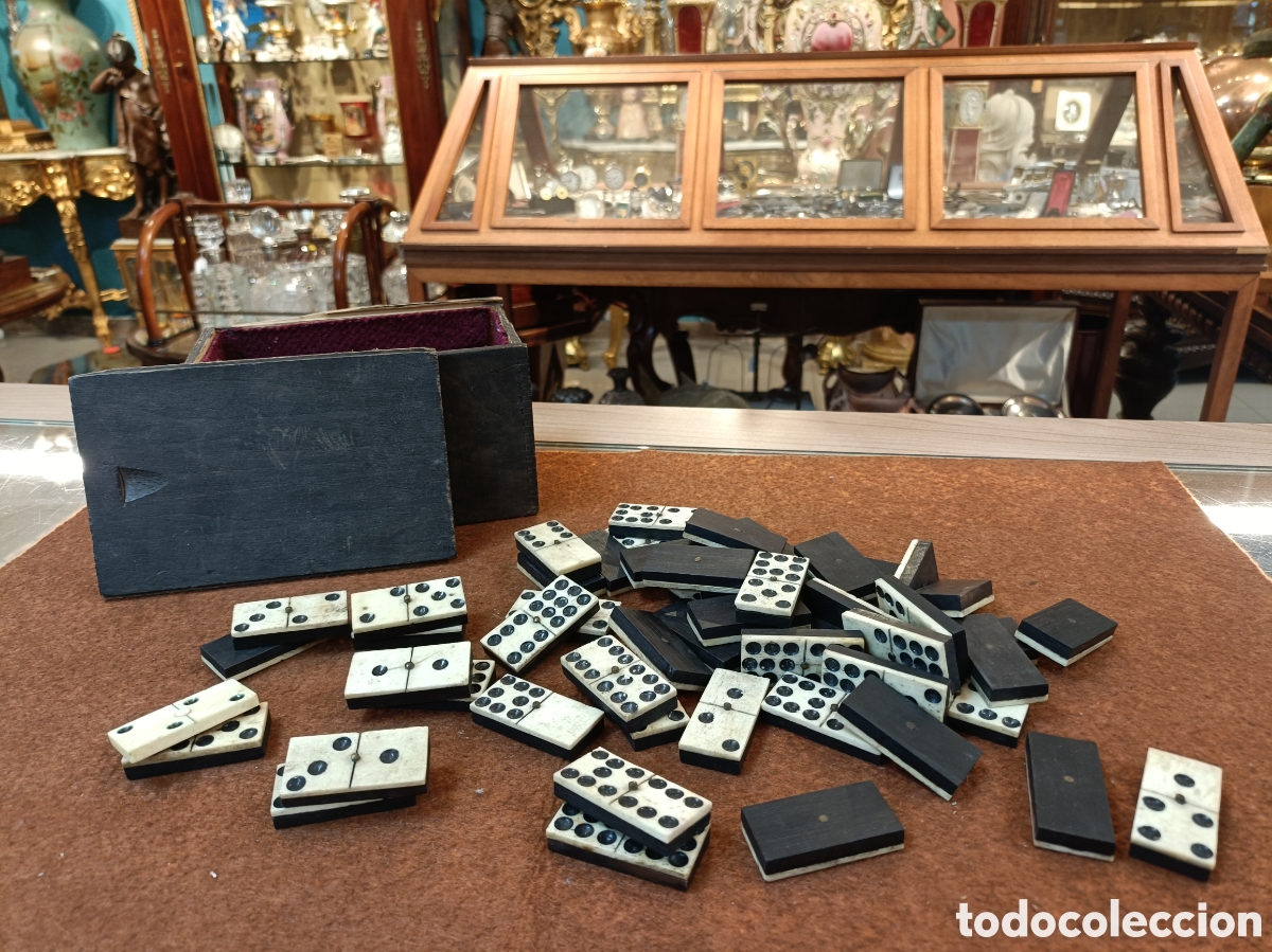 Juegos de mesa: ANTIGUO JUEGO DE DOMINO . SIGLO XIX. FICHAS DE HUESO Y EBANO