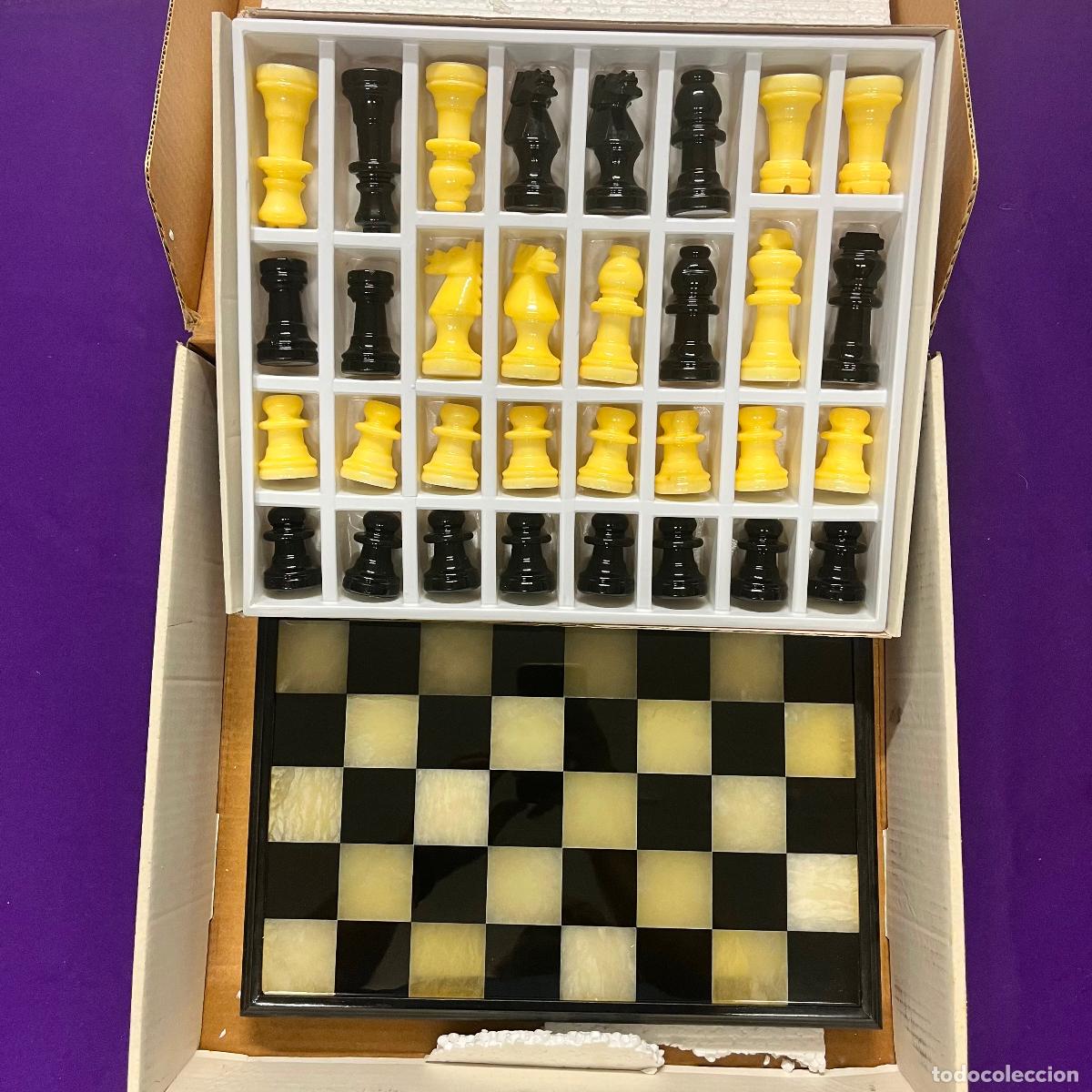 Juegos de mesa: JUEGO DE AJEDREZ DE ALABASTRO. SIN USAR. EN SU CAJA ORIGINAL. MADE IN INTALY.