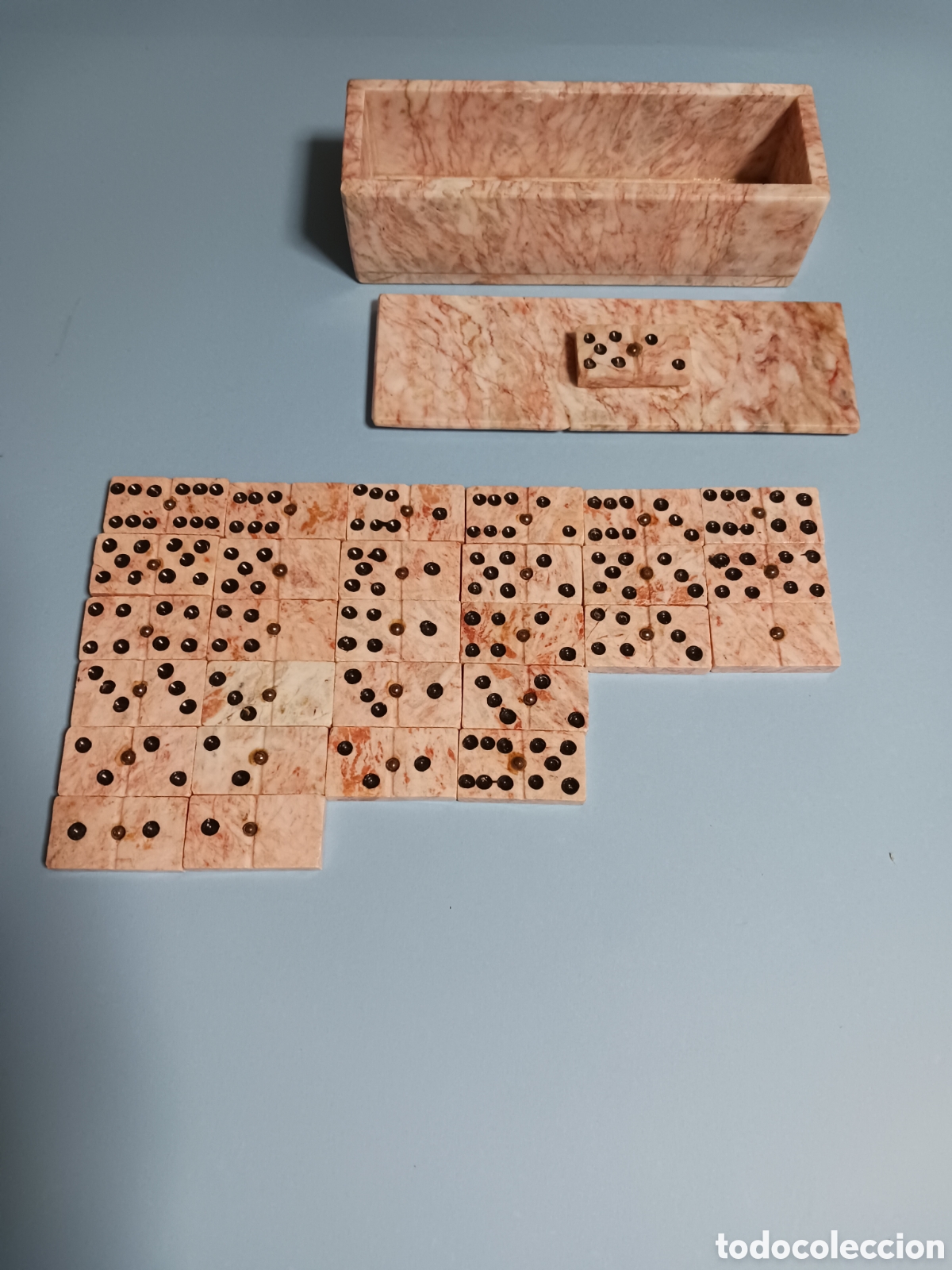 Juegos de mesa: Antiguo juego ,Domino completo de M&aacute;rmol rosa.