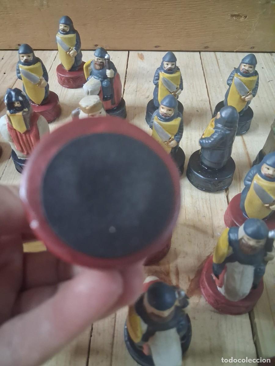 Juegos de mesa: Ajedrez cer&aacute;mica 32 piezas, tema medieval - Foto 9