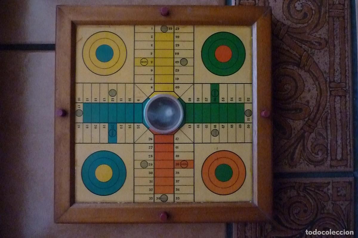 Juegos de mesa: Parchis de madera con dado autom&aacute;tico.