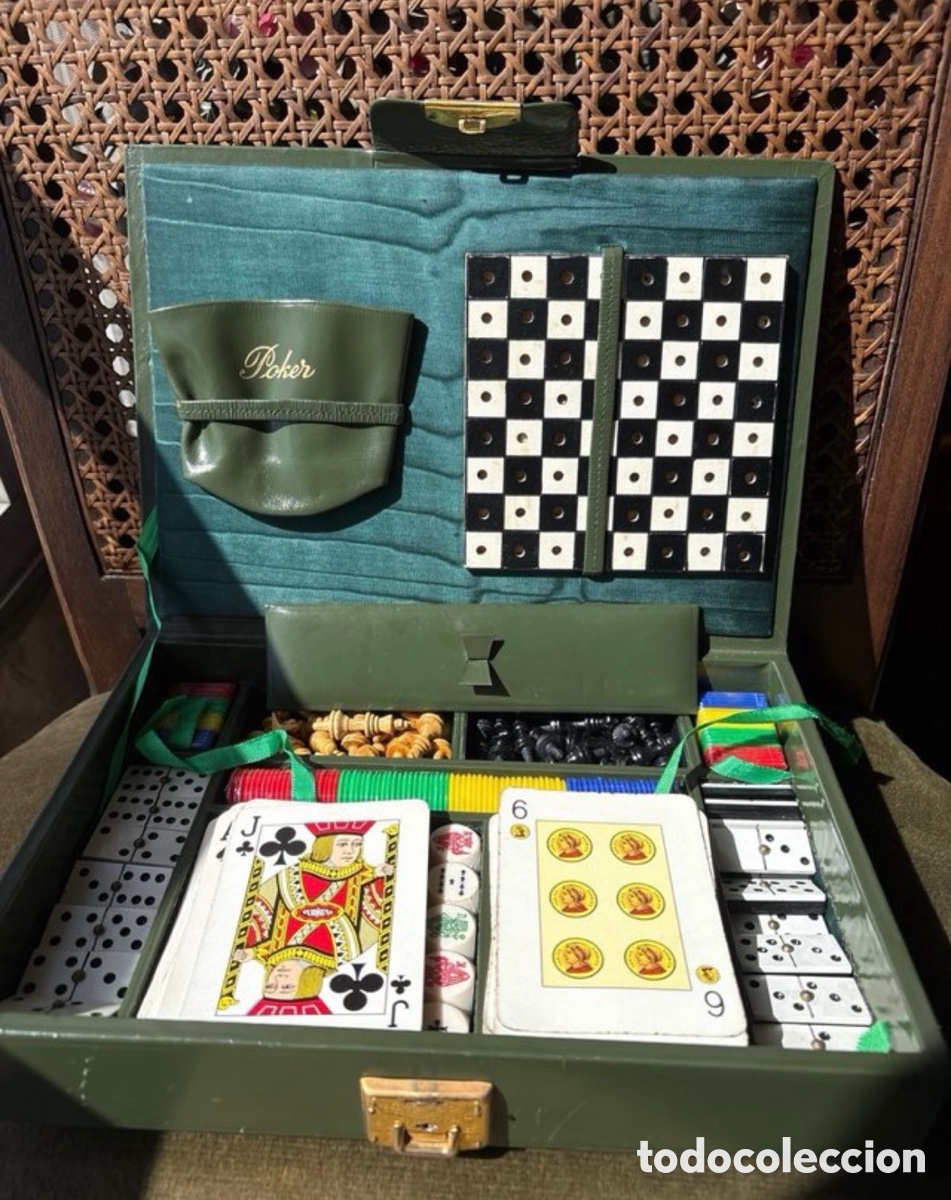 Juegos de mesa: Malet&iacute;n Juegos Cl&aacute;sico Poker Ajedrez Domin&oacute;