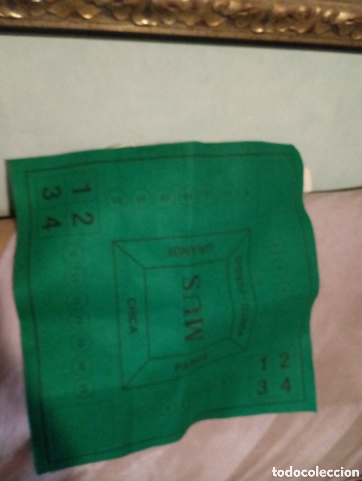 Tapete de cartas ......