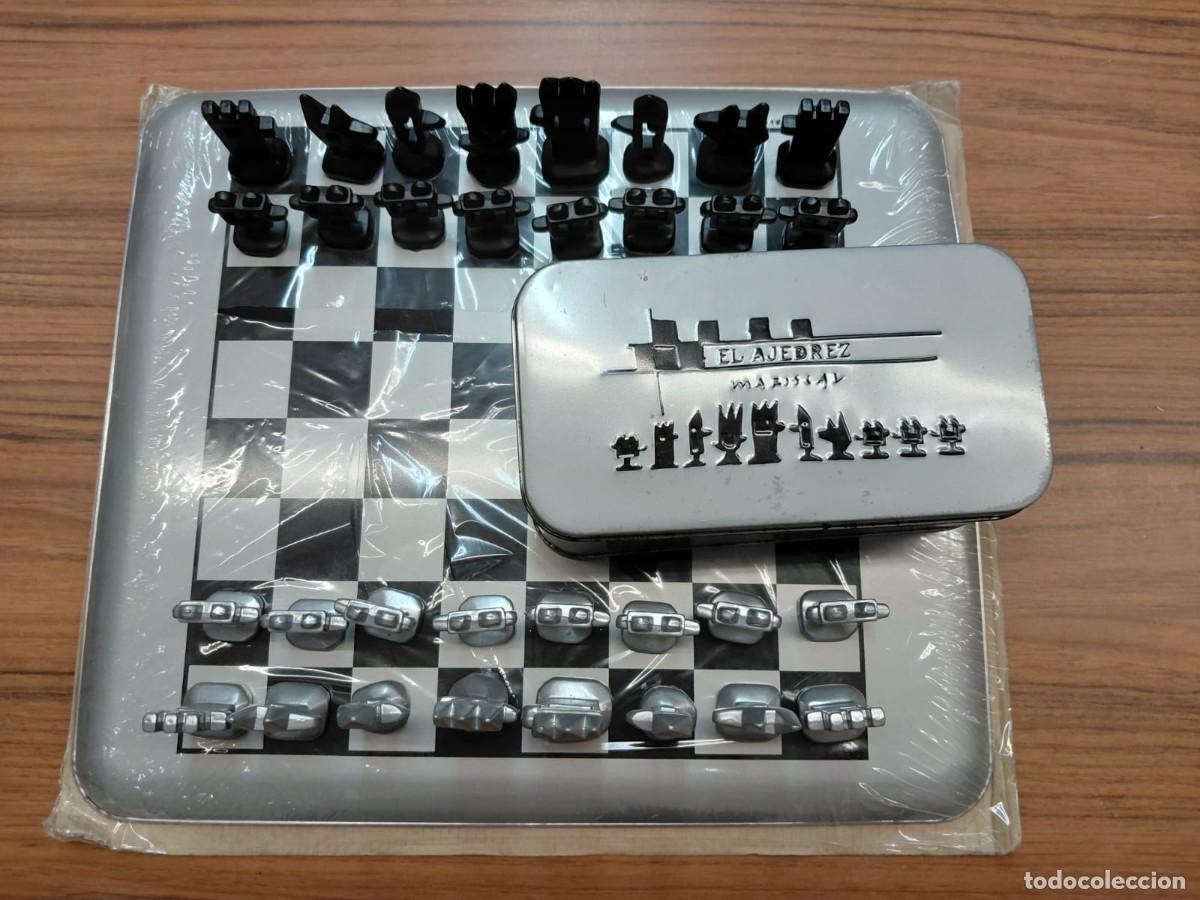 Juegos de mesa: Exclusivo e ic&oacute;nico juego de ajedrez de dise&ntilde;o industrial dise&ntilde;ado por el c&eacute;lebre artista valenciano