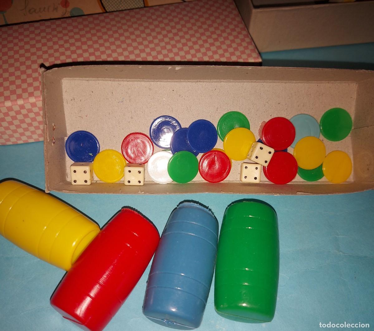 Juegos de mesa: ANTIGUOS CUBILETES Y FICHAS DEL PARCHIS, A&Ntilde;OS 60