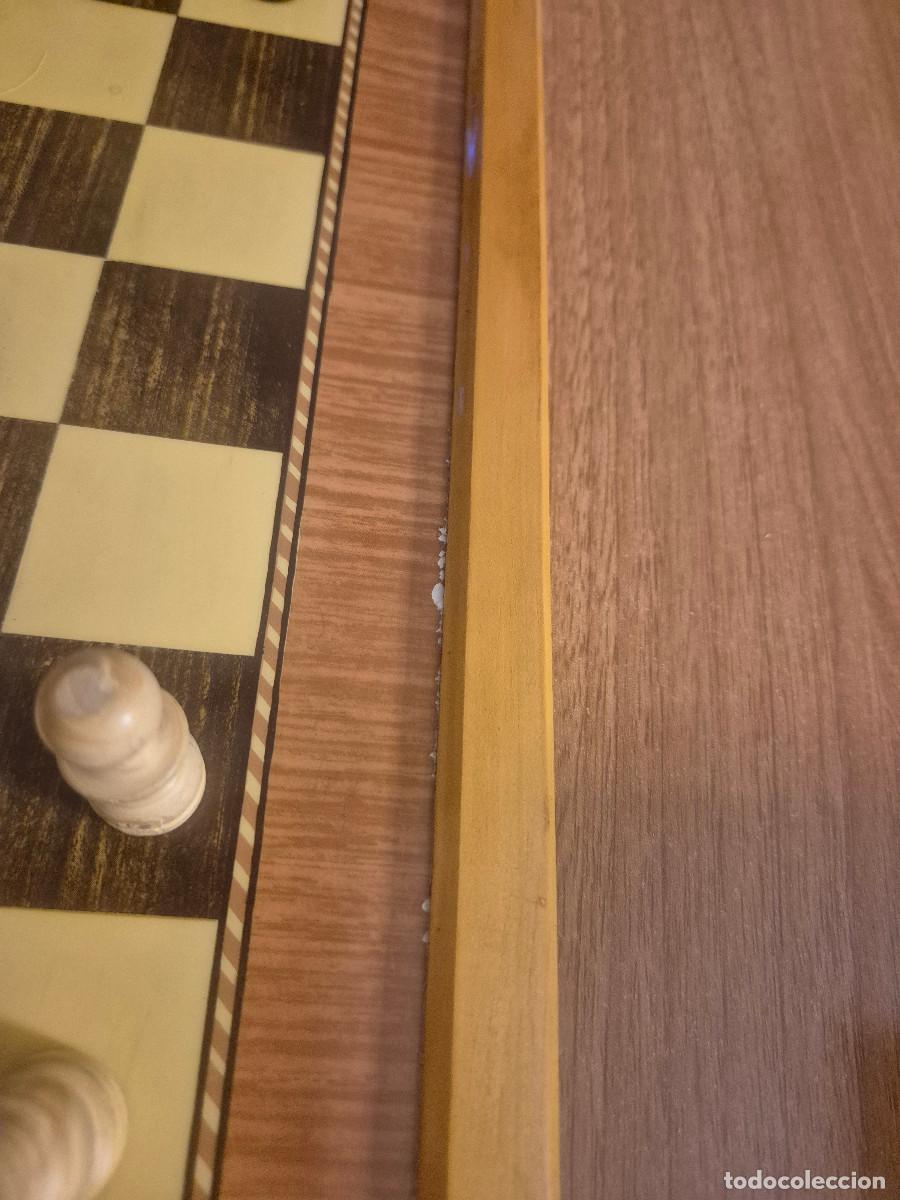 Juegos de mesa: JUEGO DE AJEDREZ DE MADERA CON TABLERO. - Foto 4