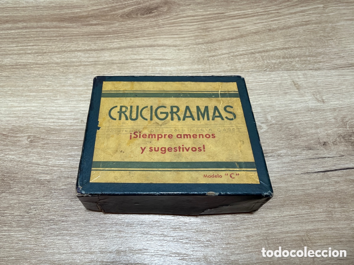 Juegos de mesa: Juego de Mesa &lsquo;Crucigramas&rsquo; Modelo C (INCOMPLETO)