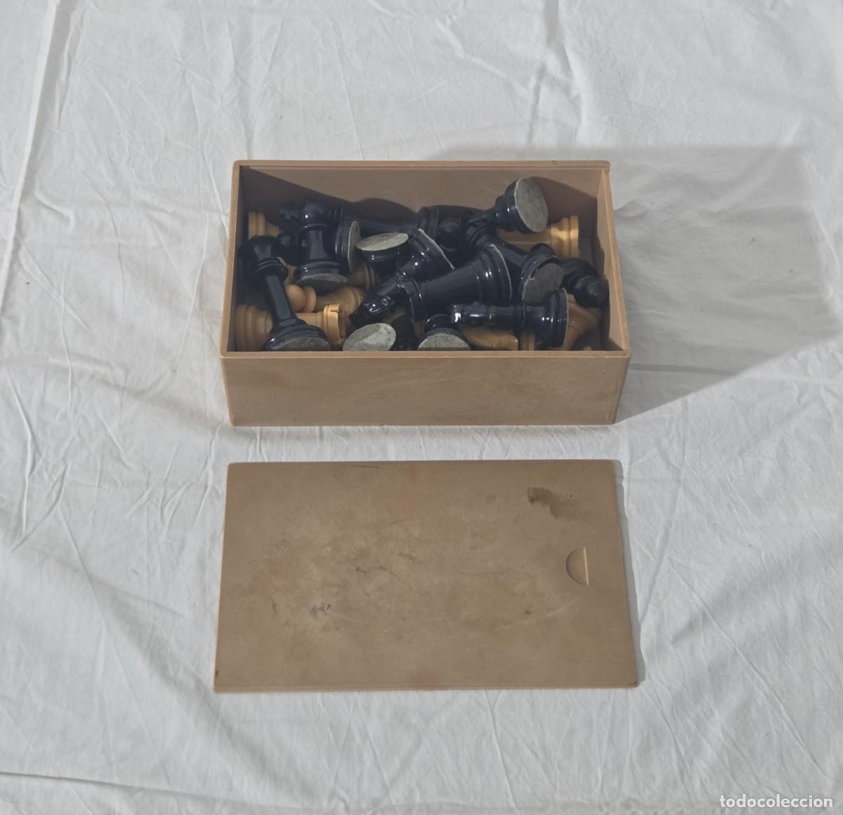 Juegos de mesa: Juego de ajedrez en pasta, Stawton n. 7