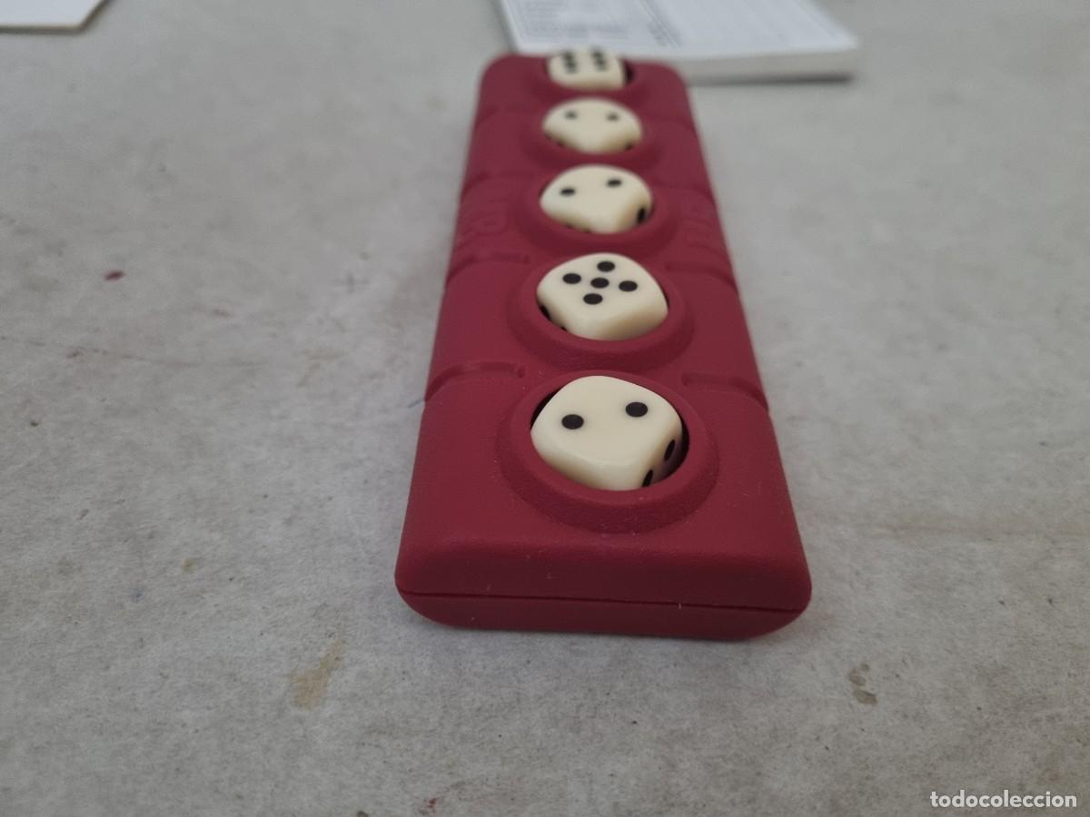 Juegos de mesa: Juego port&aacute;til de MB Yahtzee - Foto 14