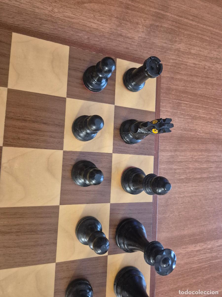 Juegos de mesa: TABLERO DE AJEDREZ Y PIEZAS DE AJEDREZ DE MADERA CON CAJA. - Foto 9