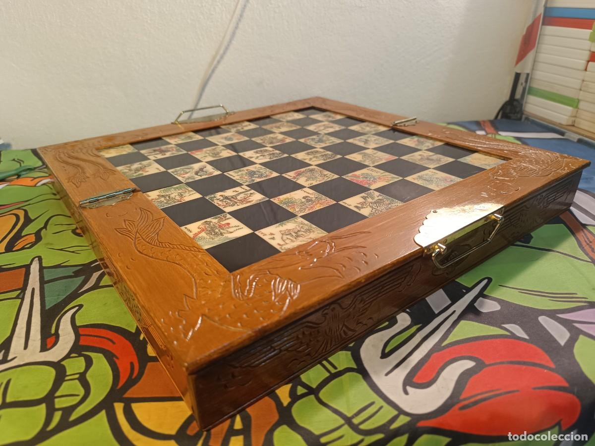 Juegos de mesa: Ajedrez Chino en madera con figuras en resina - Foto 3