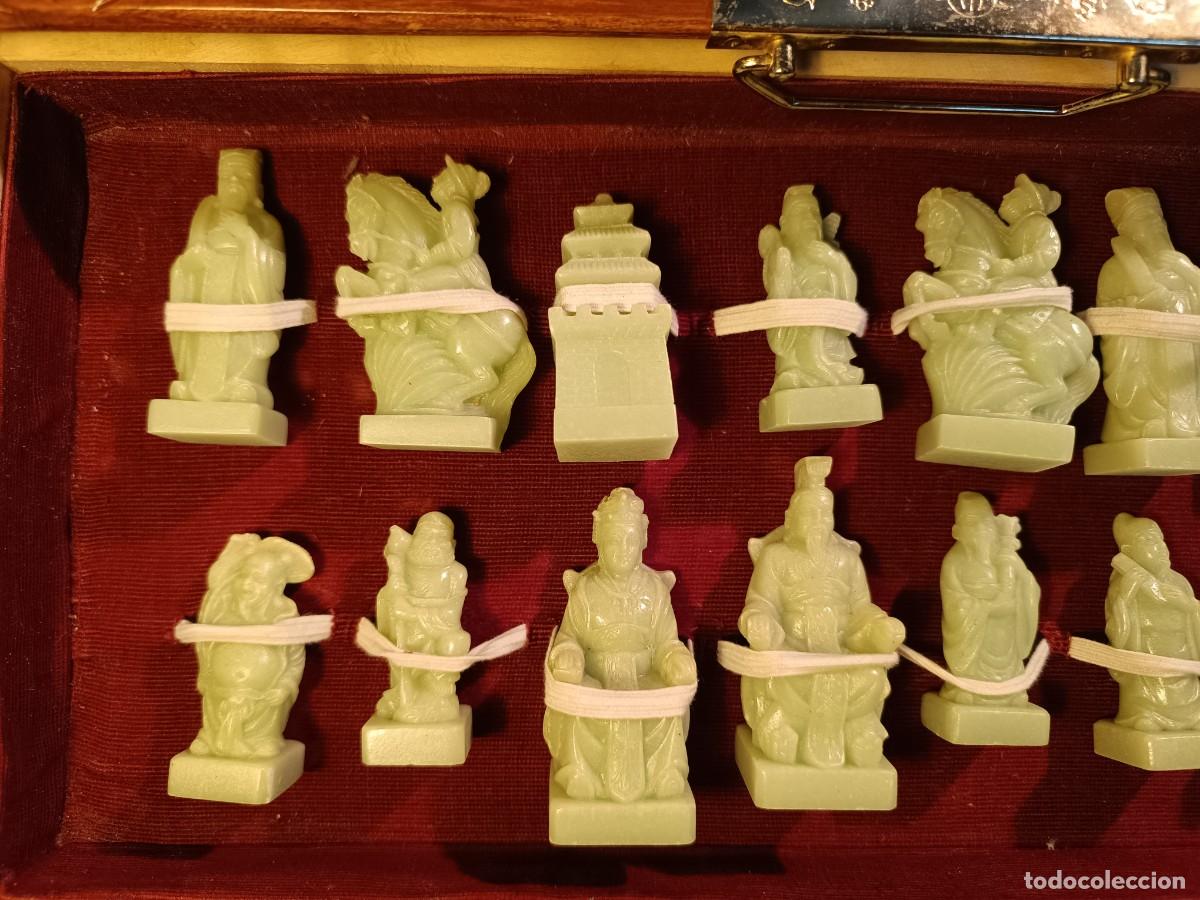 Juegos de mesa: Ajedrez Chino en madera con figuras en resina - Foto 9