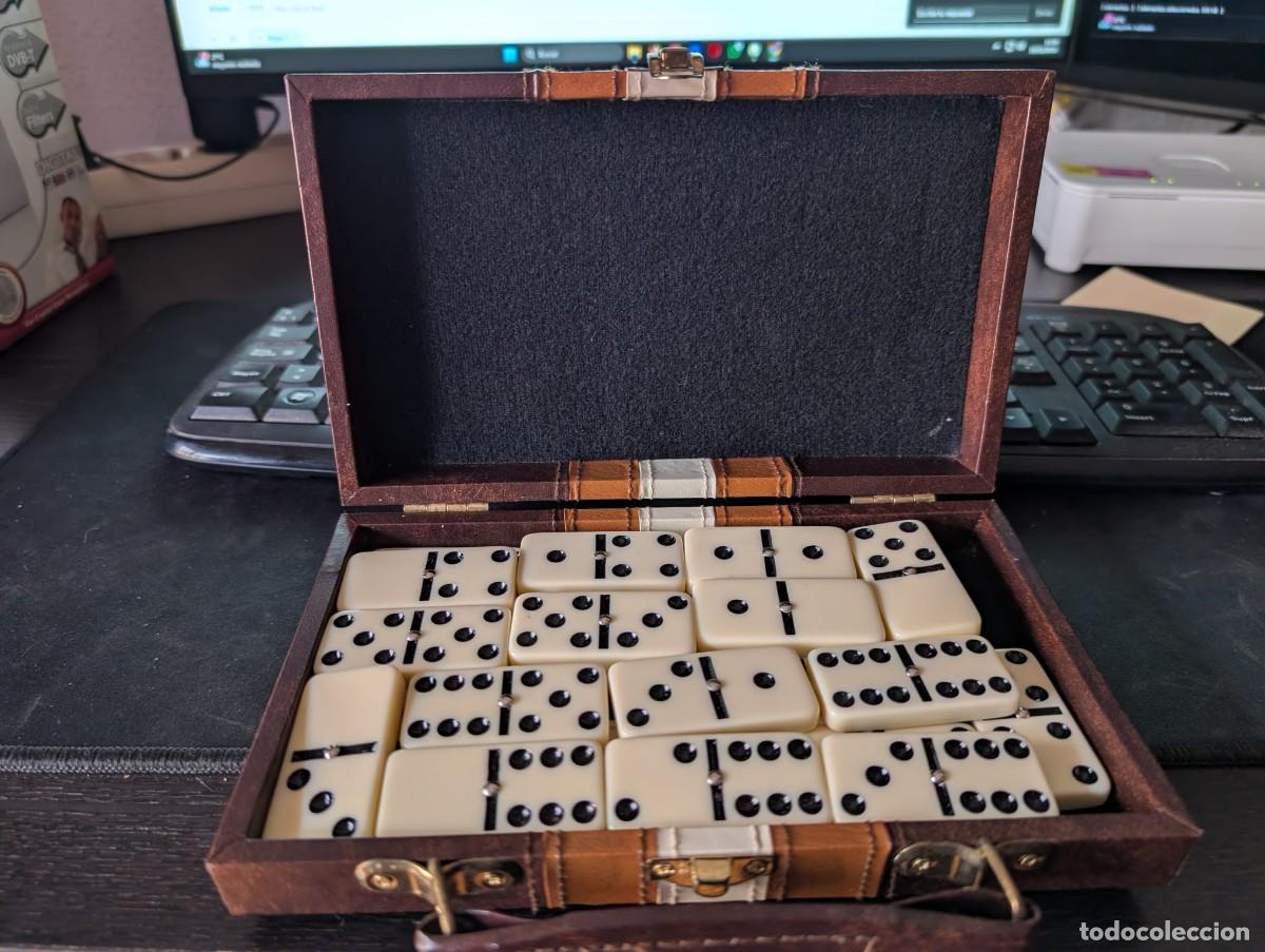 Juegos de mesa: Domin&oacute; Vintage 70s Malet&iacute;n Rayas Dise&ntilde;o Sport