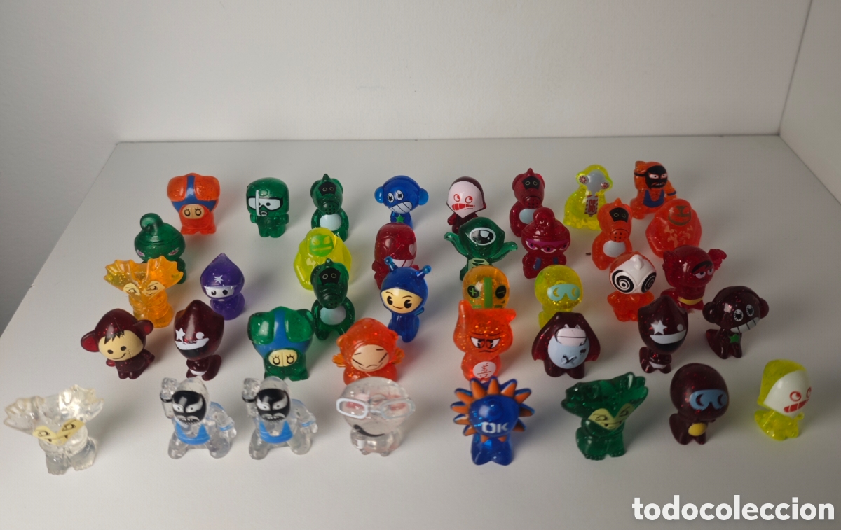 Juegos de mesa: ​Lote VIP Gogo's Crazy Bones - Glitters, Transparentes y Ediciones Especiales (+35 figuras)