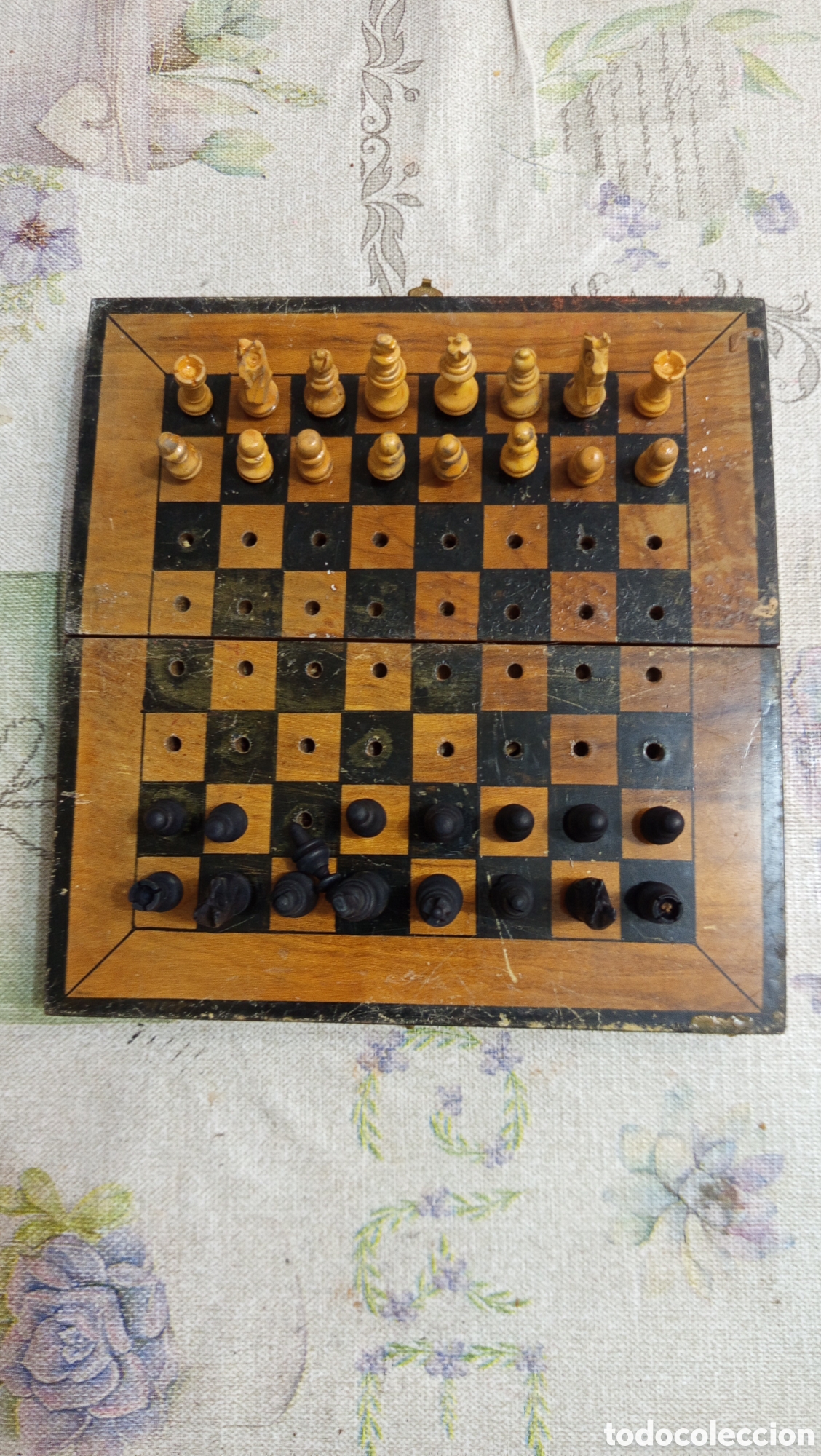 Jeux de table: Juego de ajedrez antiguo