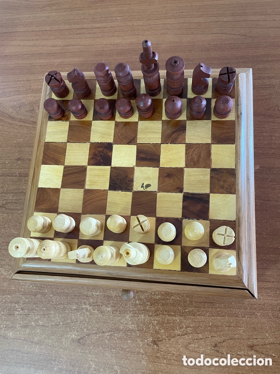 Juegos de mesa: Juego de ajedrez de madera
