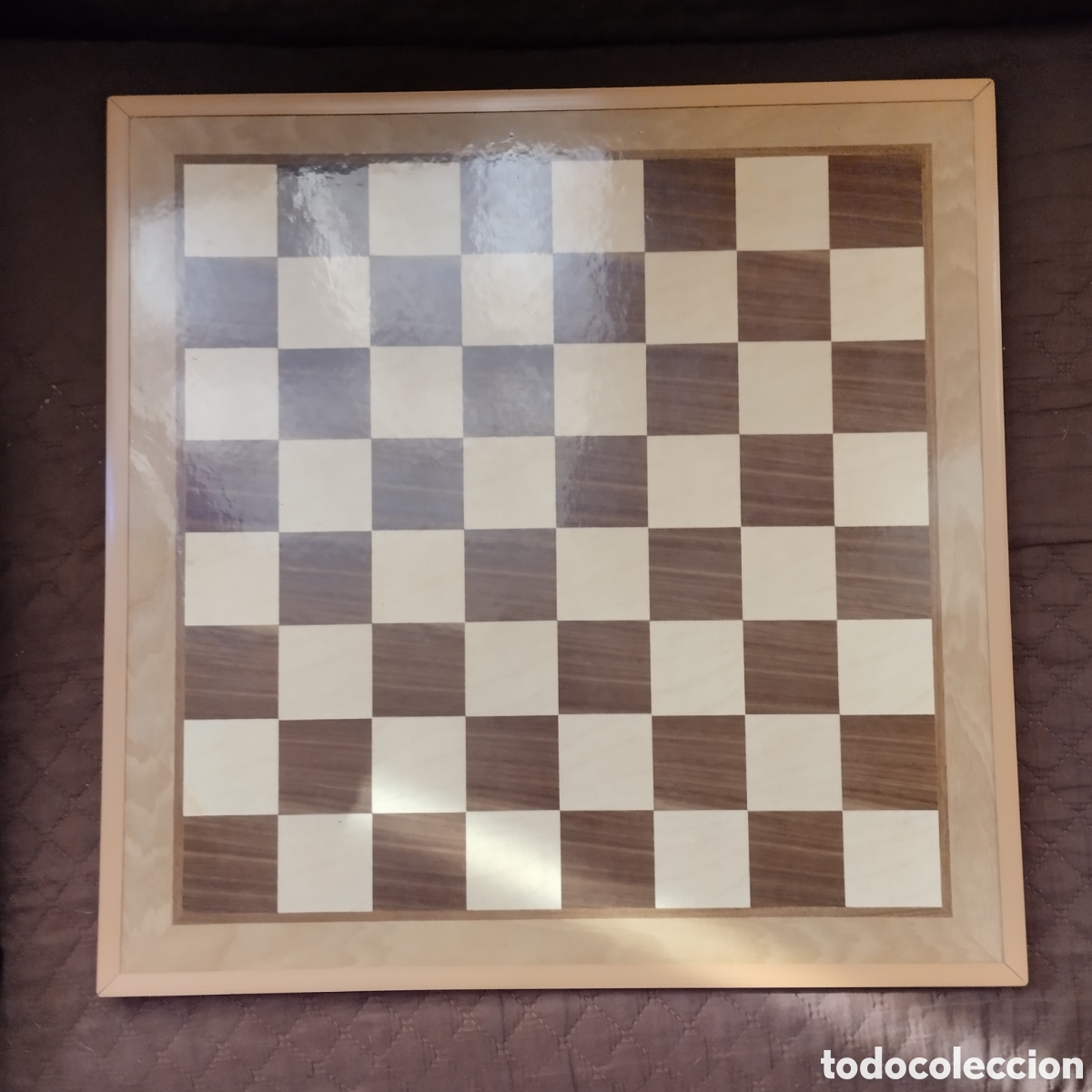 Juegos de mesa: Tablero De Ajedrez Con Medidas 40x40x1,5 cms.